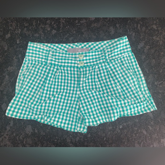 dEliA*s green checkered short size 7 pleated ADORABLE Heart Buttons! - Picture 10 of 10